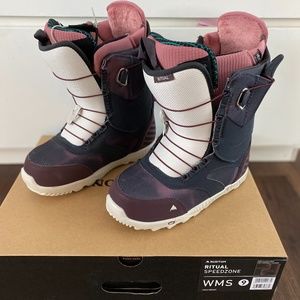 Women’s Snowboard Boots - brand new - Burton Ritual